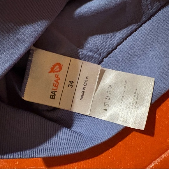 Never used baleaf blue sz 34 sports bra B22 - Picture 4 of 4